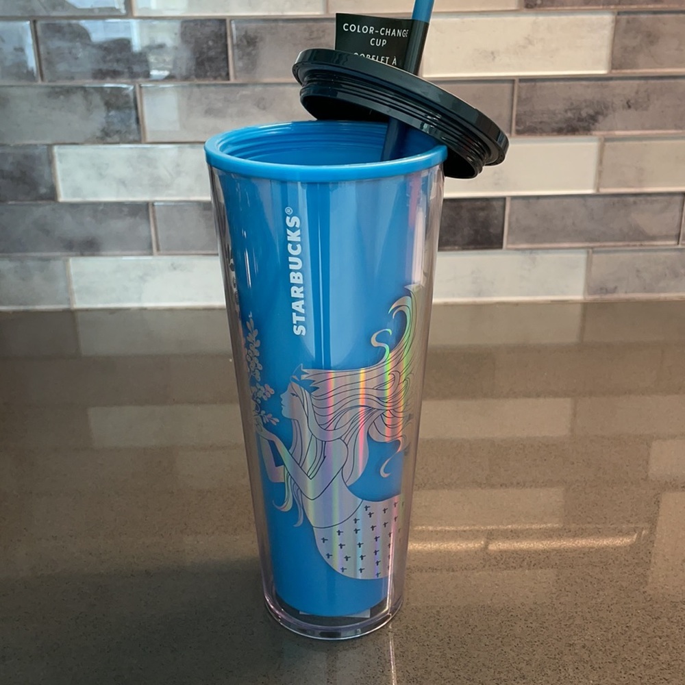 ⚡️HP⚡️Starbucks  Mermaid  Color Changing Winter Tumbler 2021 - Picture 2 of 7